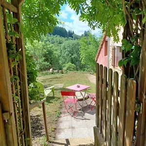 gite-un-bout-du-sud.hotels-rhonealpes.com/
